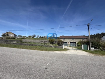 Loja para Venda em Agualonga