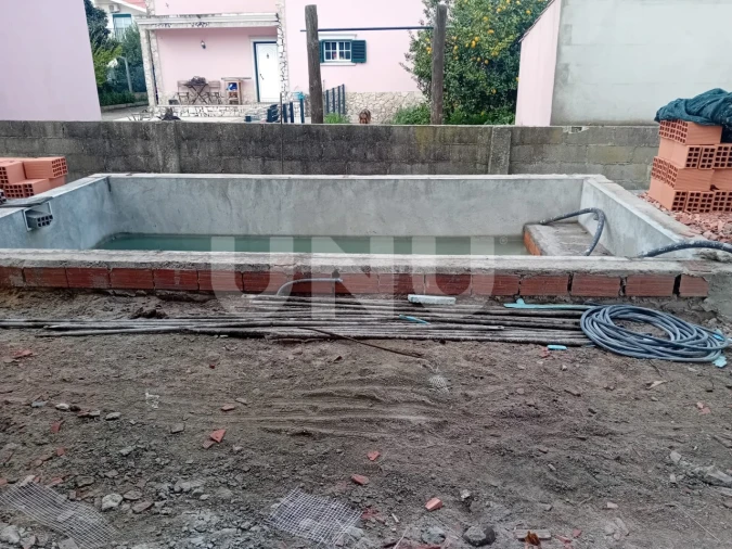 Moradia T4 para Venda em Fernao Ferro Foto 1