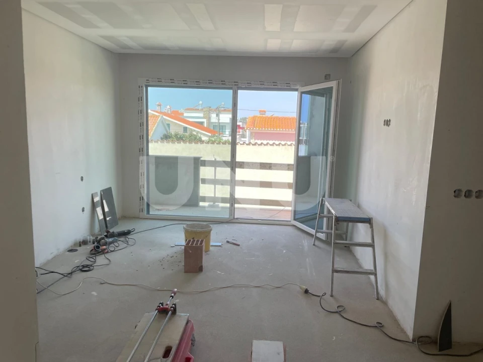 Moradia T4 para Venda em Fernao Ferro Foto 24