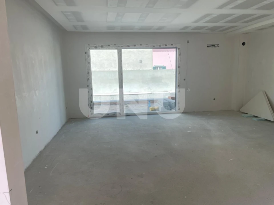 Moradia T4 para Venda em Fernao Ferro Foto 1