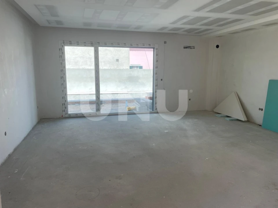 Moradia T4 para Venda em Fernao Ferro Foto 2