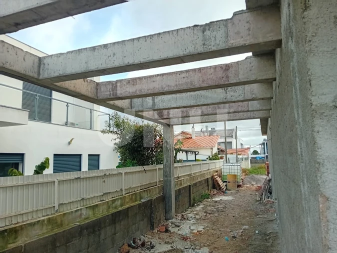 Moradia T4 para Venda em Fernao Ferro Foto 5