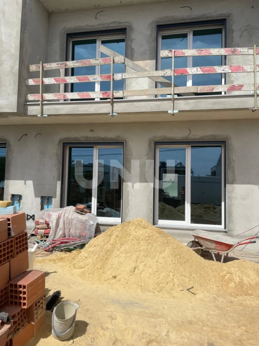 Moradia T4 para Venda em Fernao Ferro Foto 44