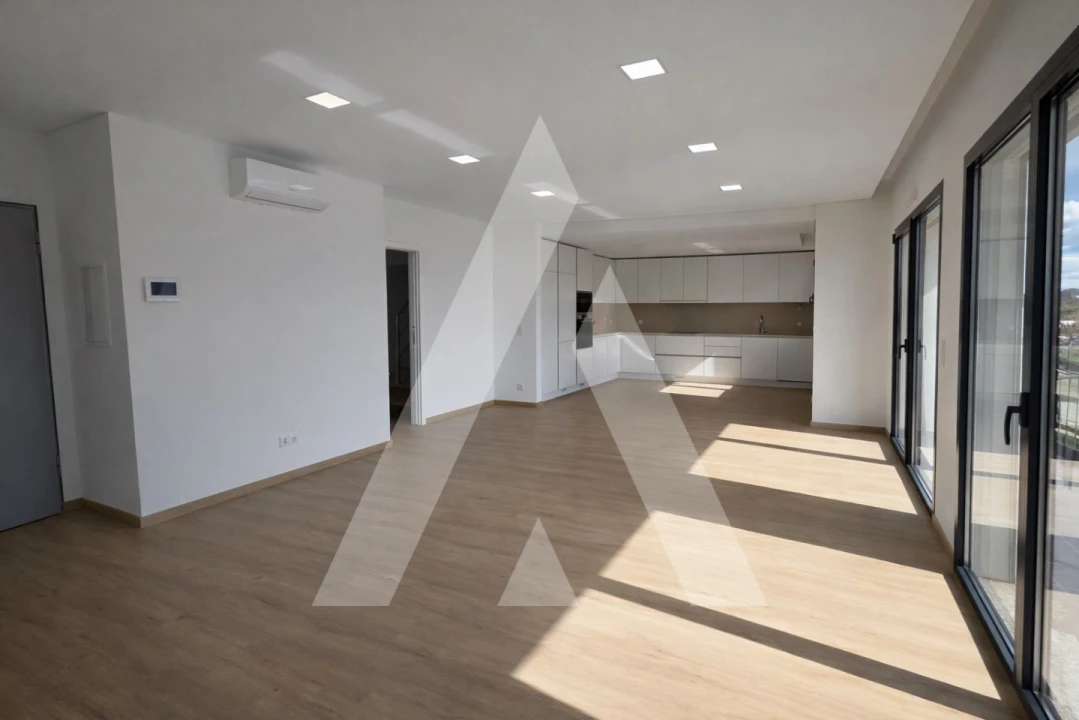 Apartamento T3 para Venda em Condeixa-A-Velha e Condeixa-A-Nova Foto 2