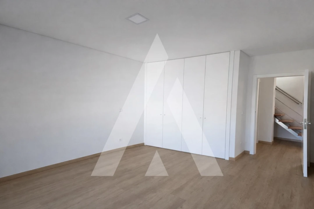 Apartamento T3 para Venda em Condeixa-A-Velha e Condeixa-A-Nova Foto 6