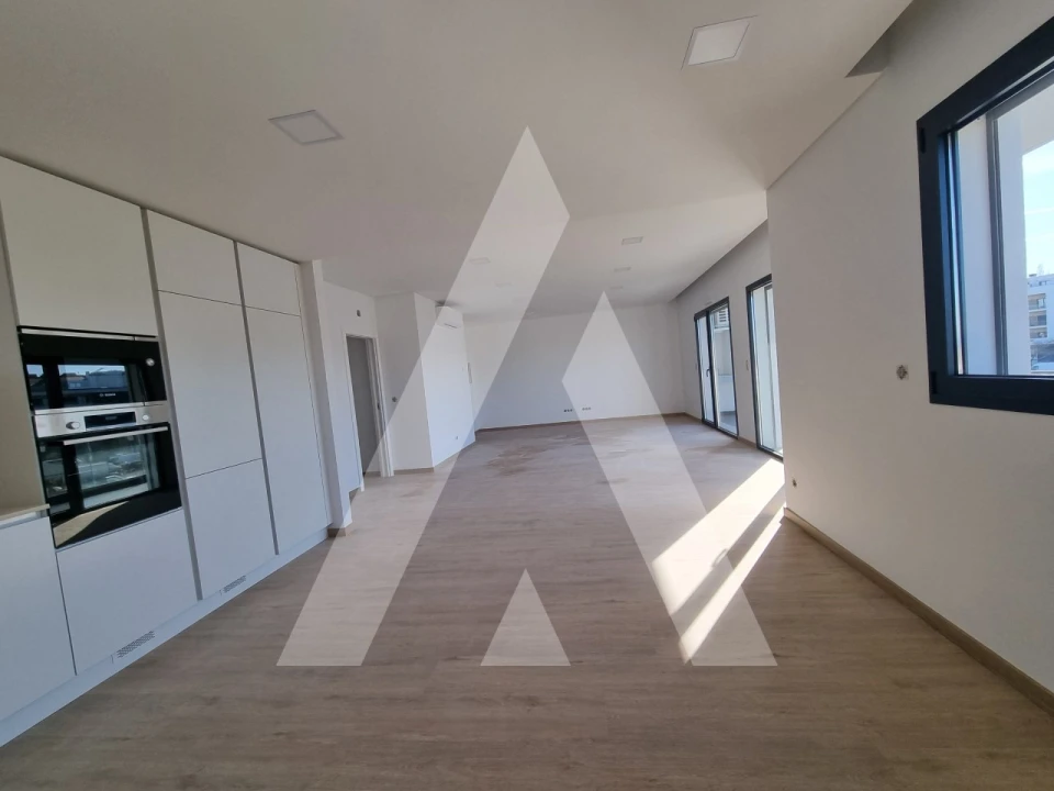 Apartamento T3 para Venda em Condeixa-A-Velha e Condeixa-A-Nova Foto 4