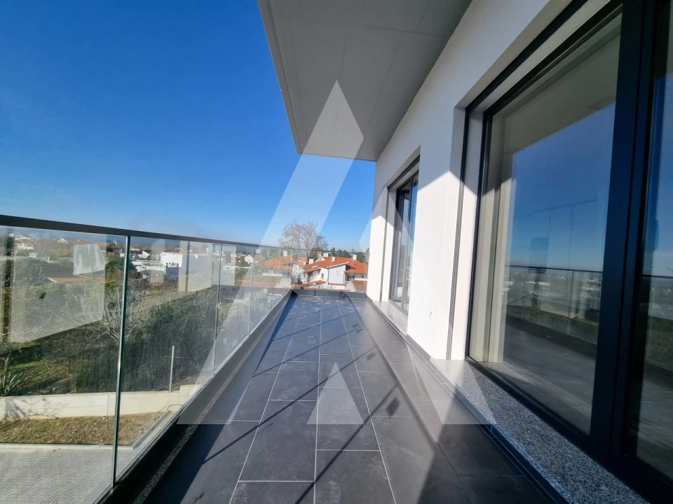 Apartamento T3 para Venda em Condeixa-A-Velha e Condeixa-A-Nova Foto 1