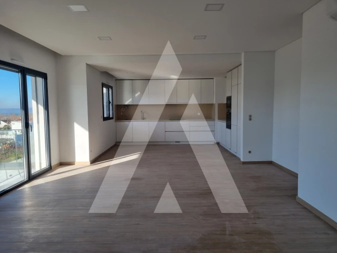 Apartamento T3 para Venda em Condeixa-A-Velha e Condeixa-A-Nova Foto 2