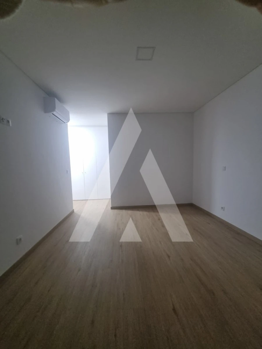 Apartamento T3 para Venda em Condeixa-A-Velha e Condeixa-A-Nova Foto 31