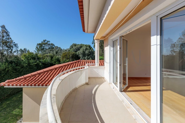 Moradia T4 para Venda em Alcabideche Foto 23