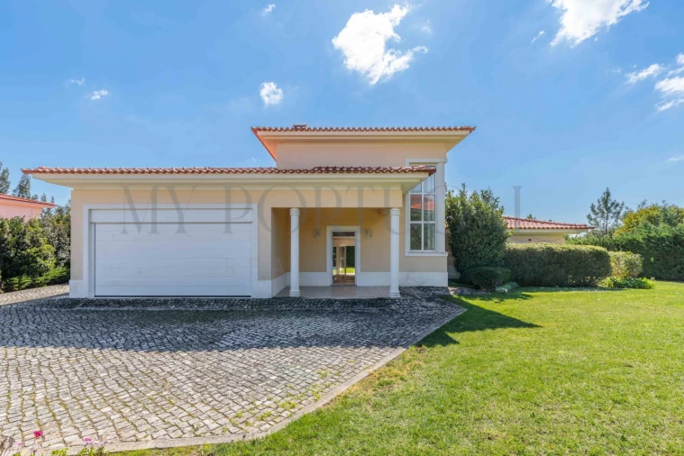 Moradia T4 para Venda em Alcabideche Foto 42