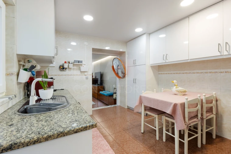 Apartamento T2 para Venda em Atouguia da Baleia Foto 6