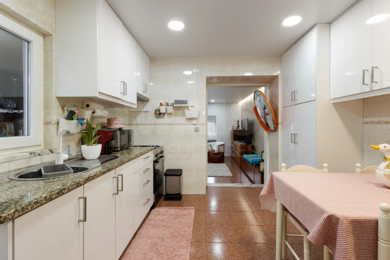 Apartamento T2 para Venda em Atouguia da Baleia Foto 8