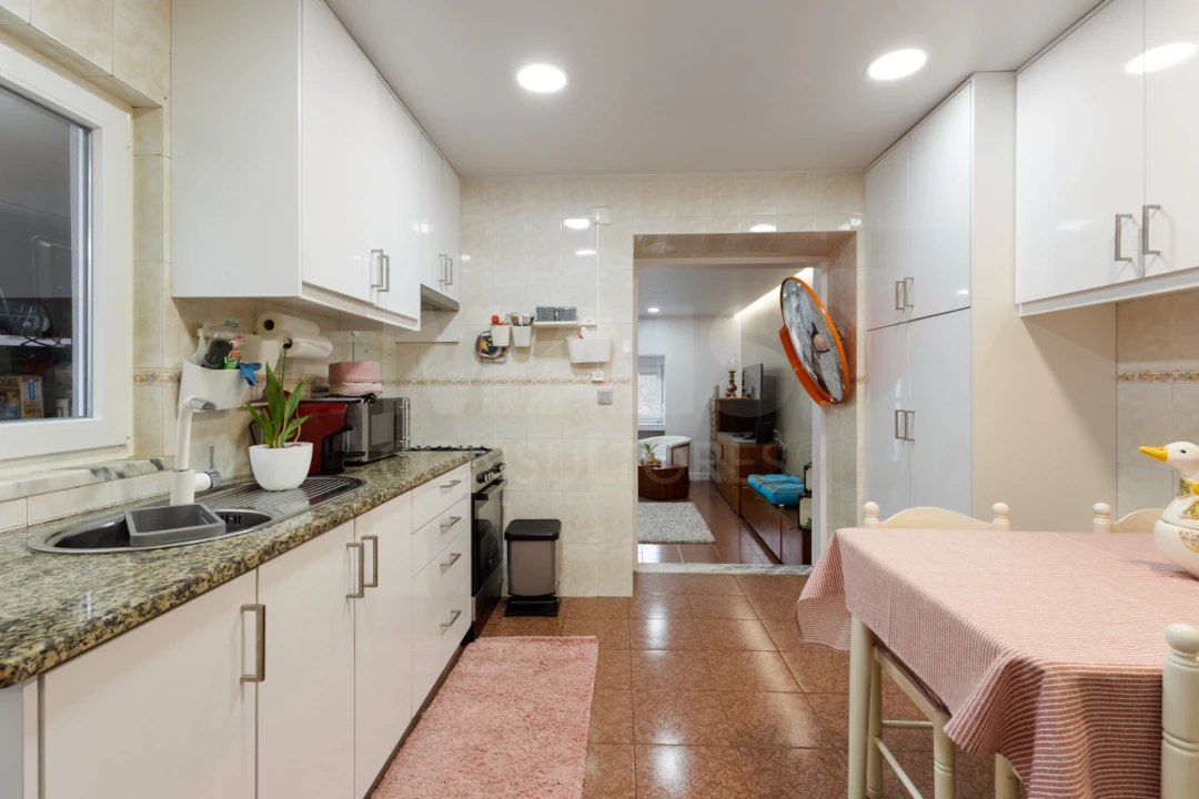 Apartamento T2 para Venda em Atouguia da Baleia Foto 8