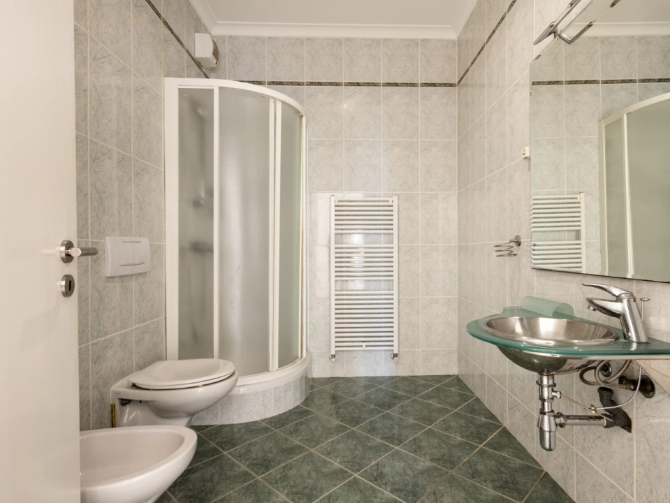 Moradia T4 para Venda em Buarcos Foto 7