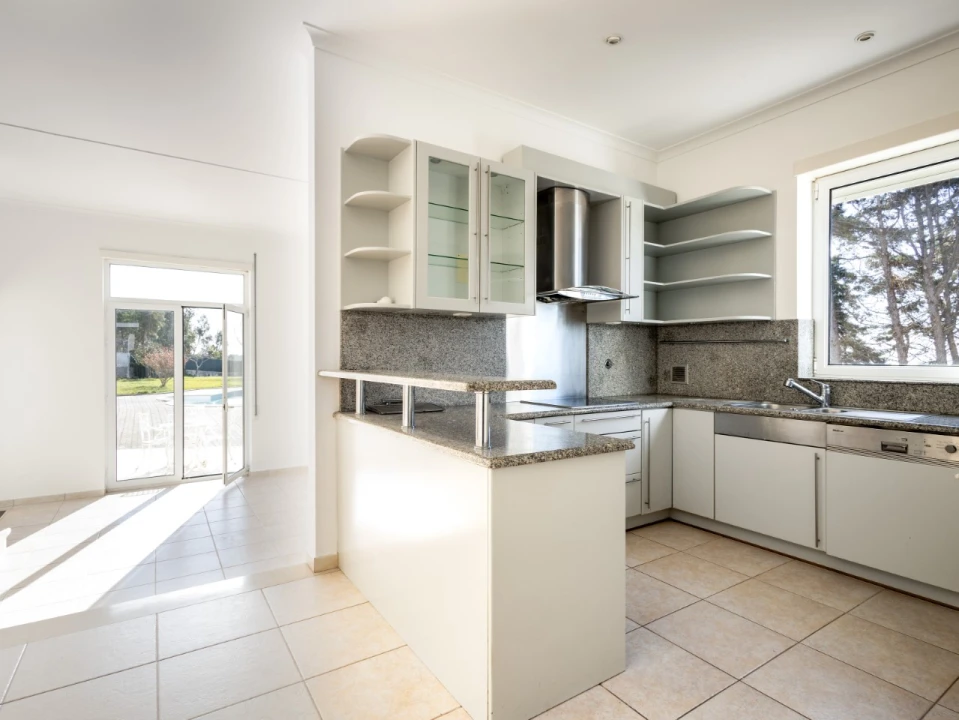 Moradia T4 para Venda em Buarcos Foto 5