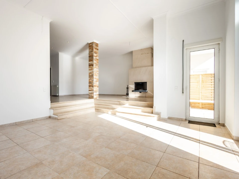 Moradia T4 para Venda em Buarcos Foto 3