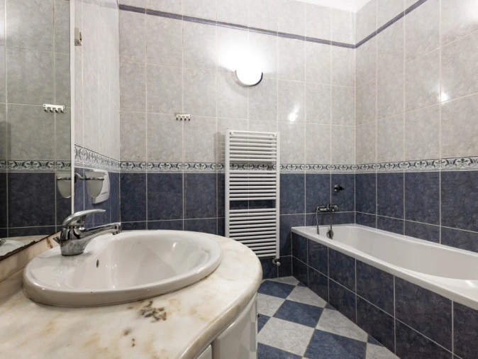 Moradia T4 para Venda em Buarcos Foto 16