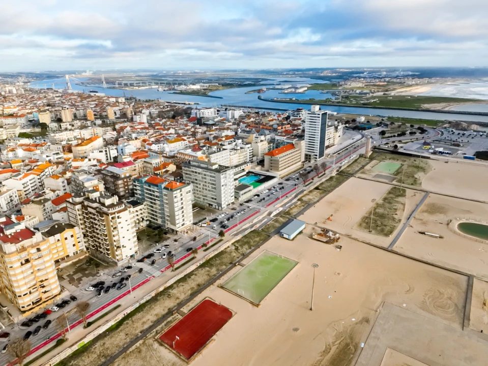 Apartamento T2 para Venda em Buarcos Foto 32