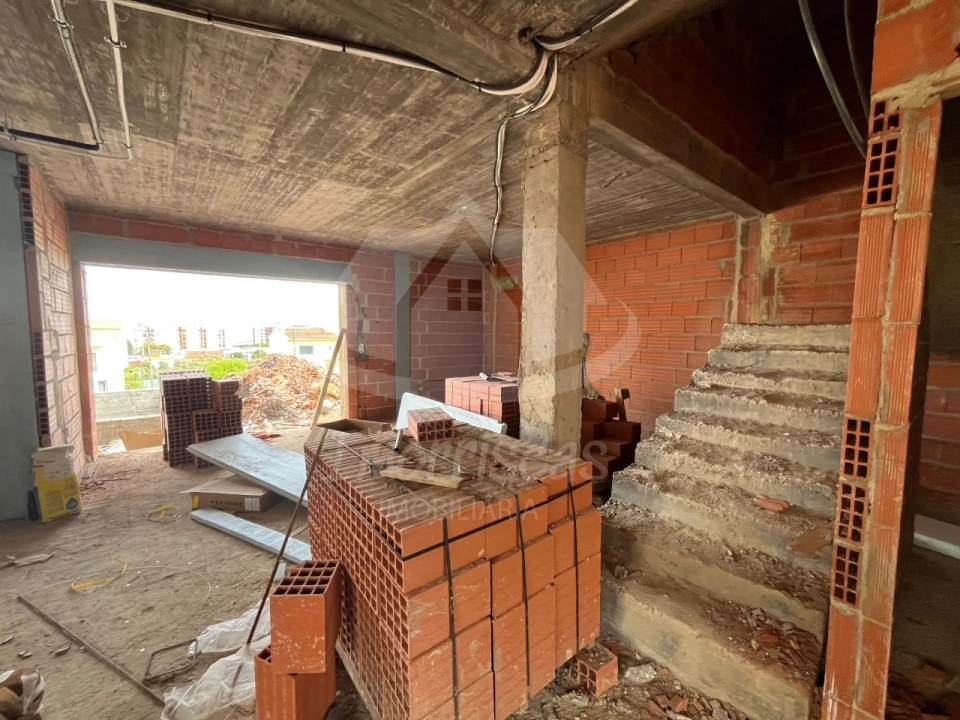 Moradia T4 para Venda em Santa Iria de Azoia, São João da Talha e Bobadela Foto 14