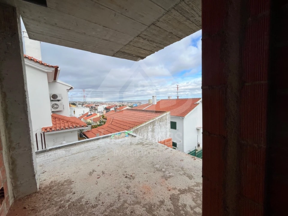 Moradia T4 para Venda em Santa Iria de Azoia, São João da Talha e Bobadela Foto 26