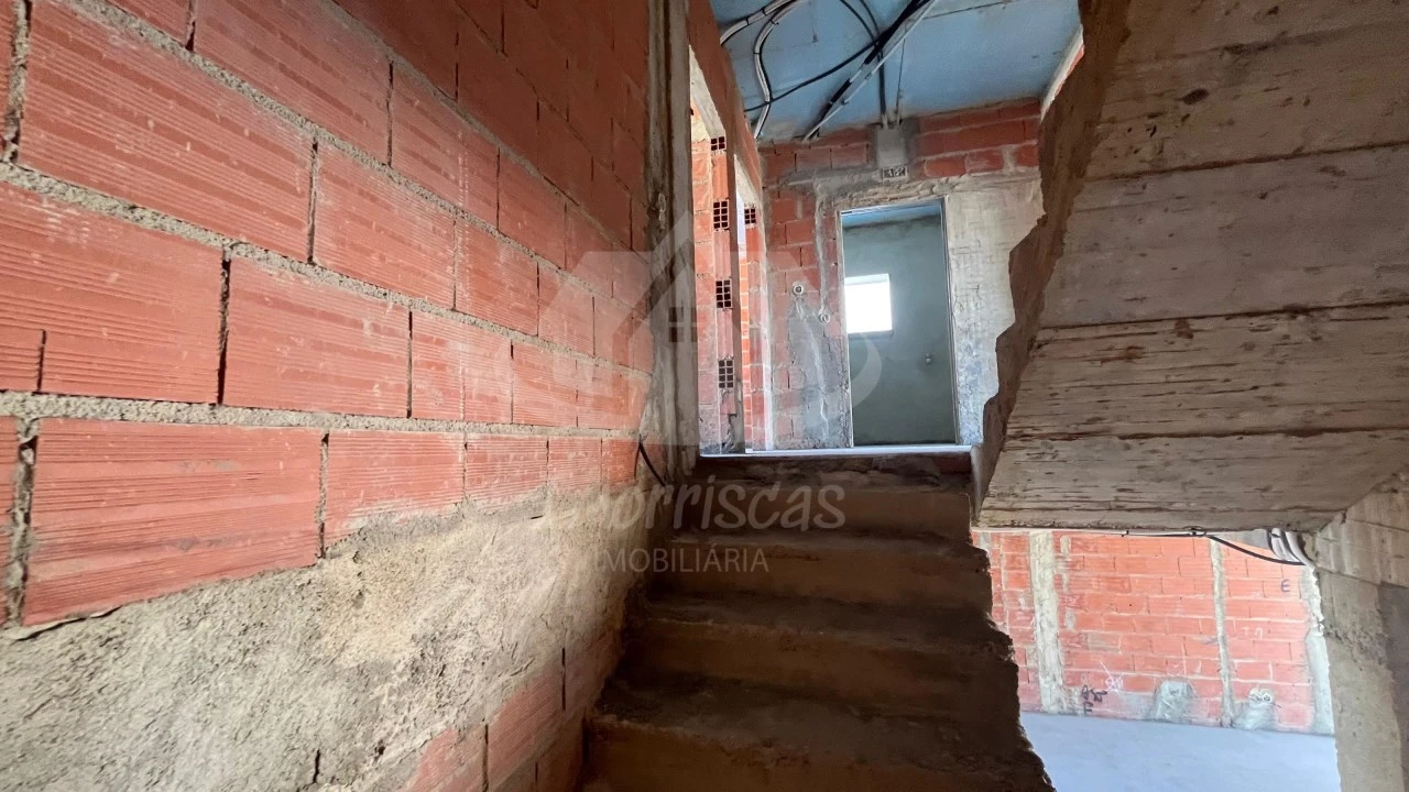 Moradia T4 para Venda em Santa Iria de Azoia, São João da Talha e Bobadela Foto 26