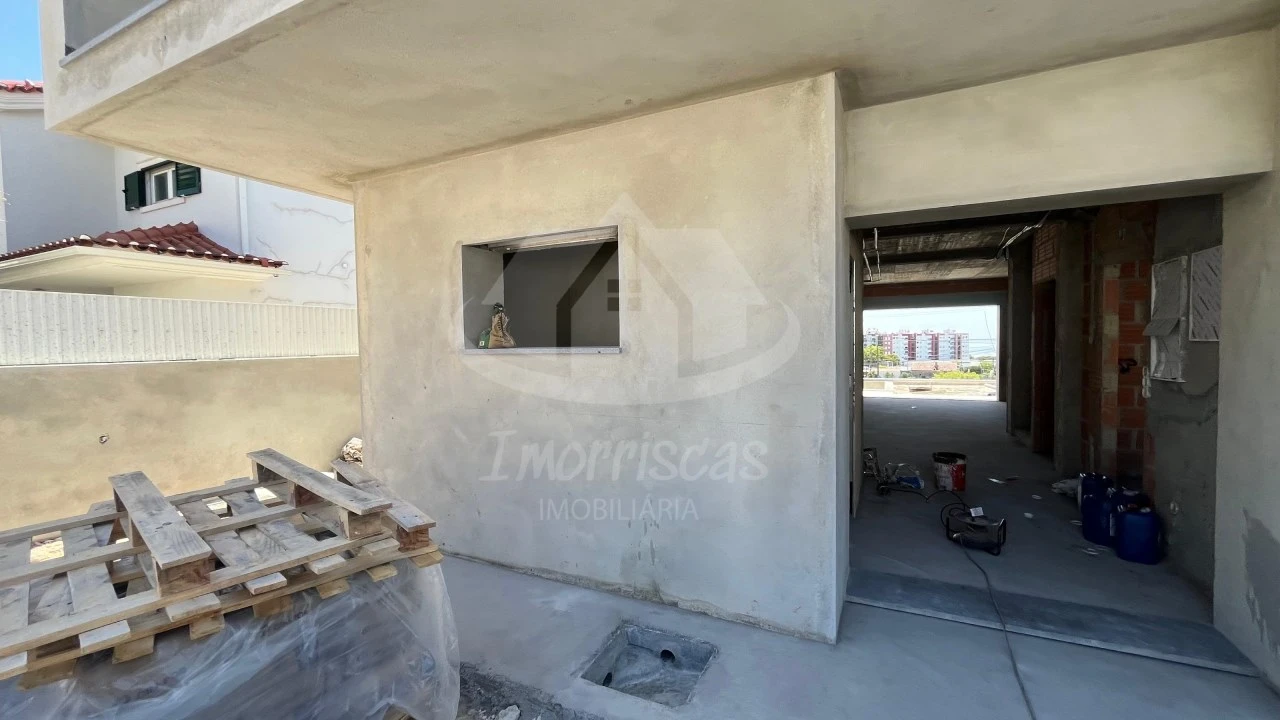 Moradia T4 para Venda em Santa Iria de Azoia, São João da Talha e Bobadela Foto 36