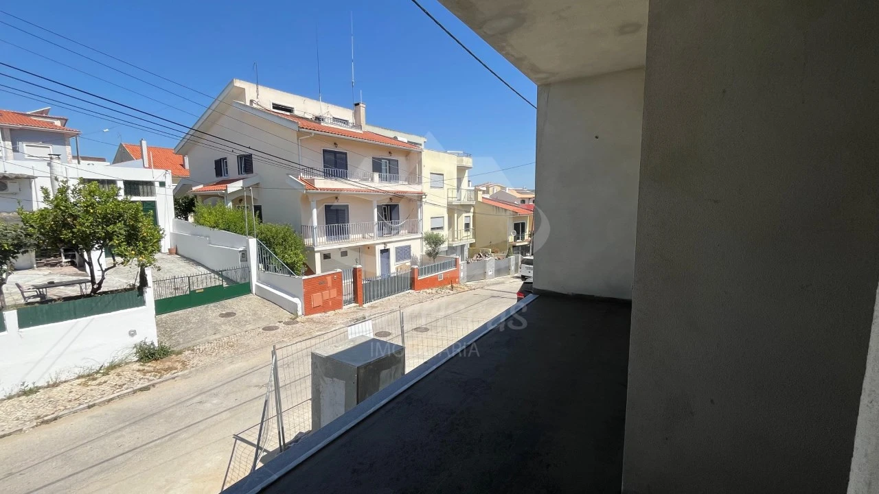 Moradia T4 para Venda em Santa Iria de Azoia, São João da Talha e Bobadela Foto 37