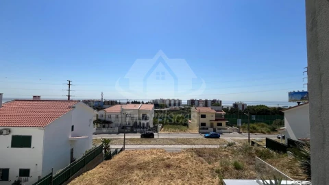 Moradia T4 para Venda em Santa Iria de Azoia, São João da Talha e Bobadela