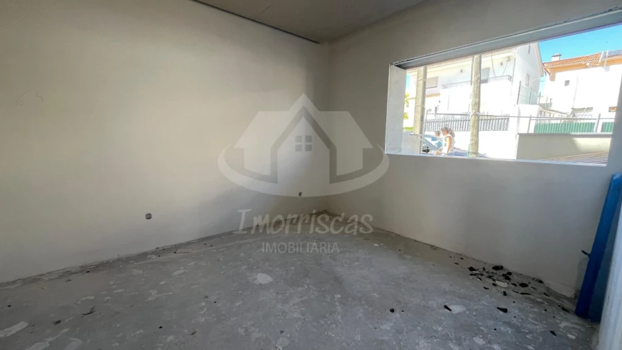Moradia T4 para Venda em Santa Iria de Azoia, São João da Talha e Bobadela Foto 13