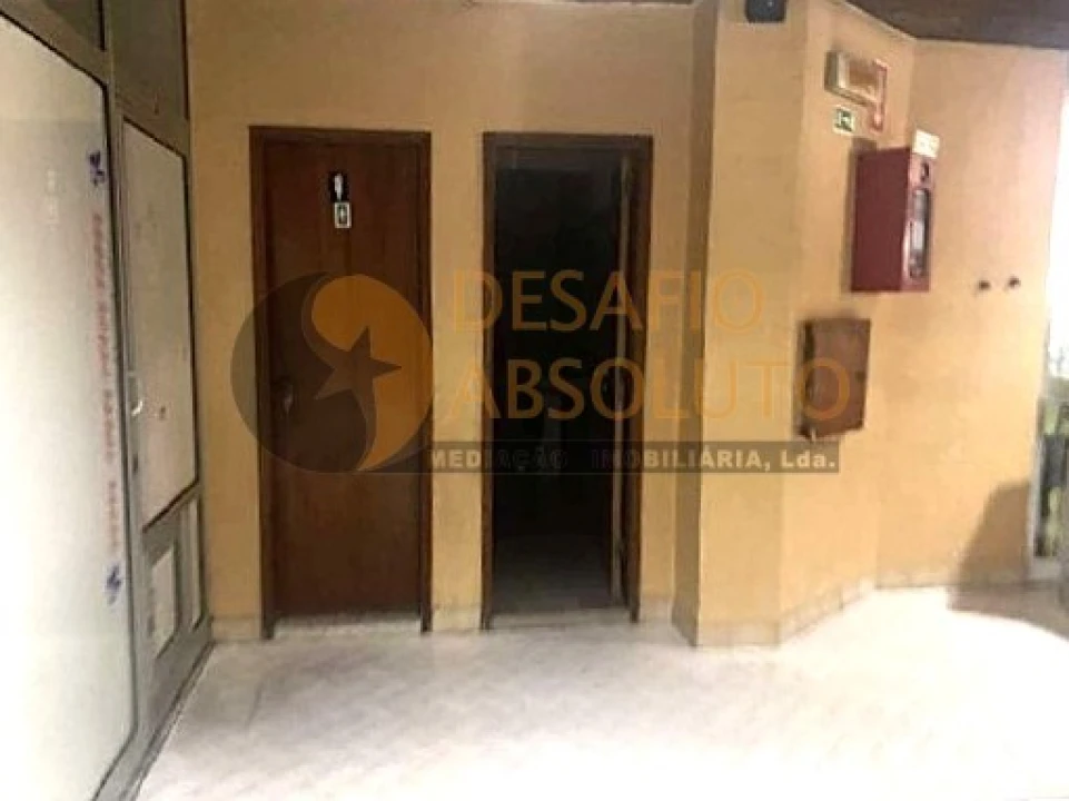 Loja para Venda em Alto do Seixalinho, Santo André e Verderena Foto 11