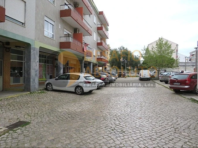 Loja para Venda em Alto do Seixalinho, Santo André e Verderena Foto 3