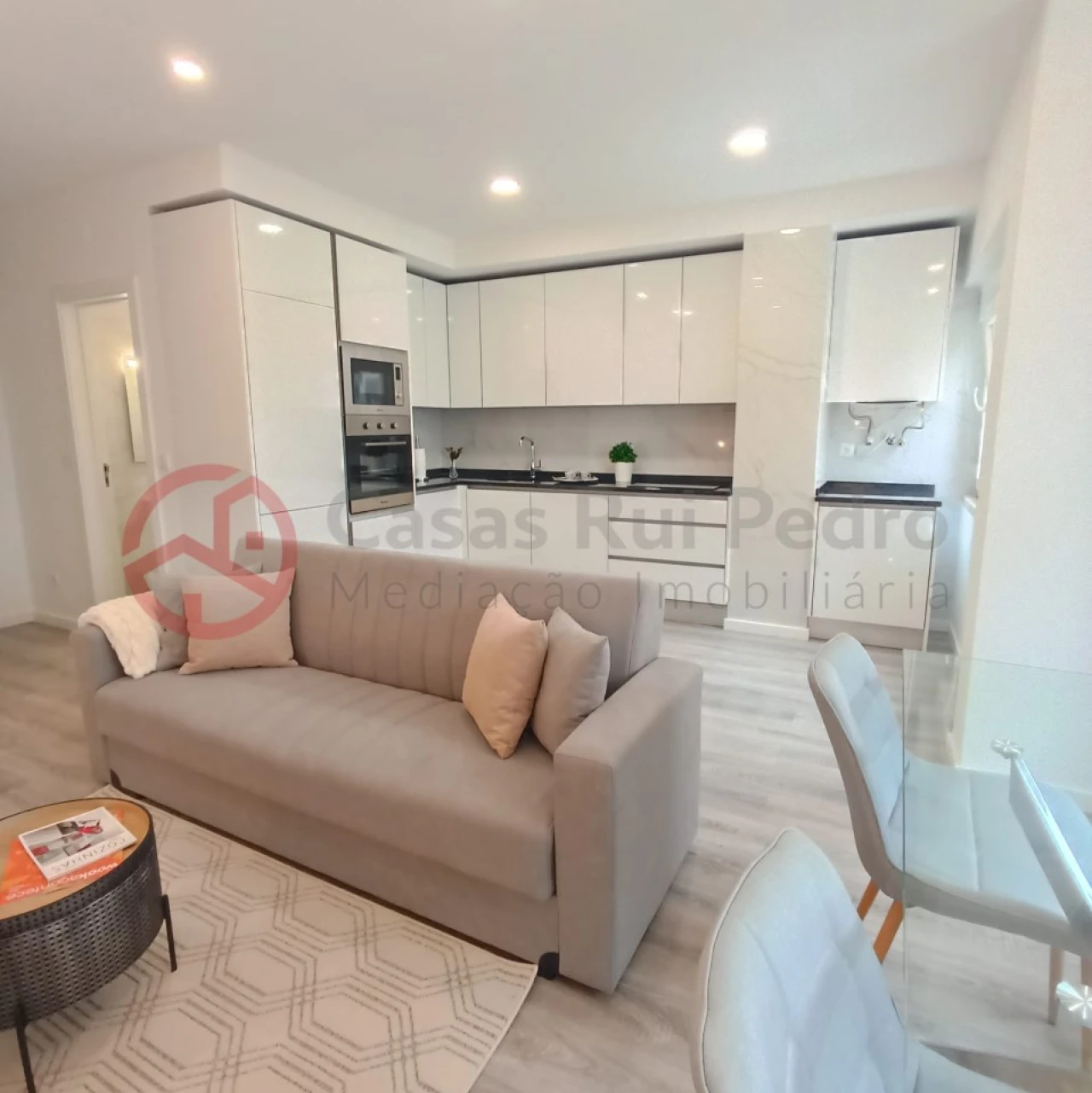 Apartamento T3 para Venda em Benfica Foto 3