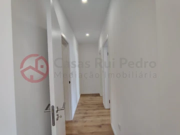 Apartamento T3 para Venda em Benfica