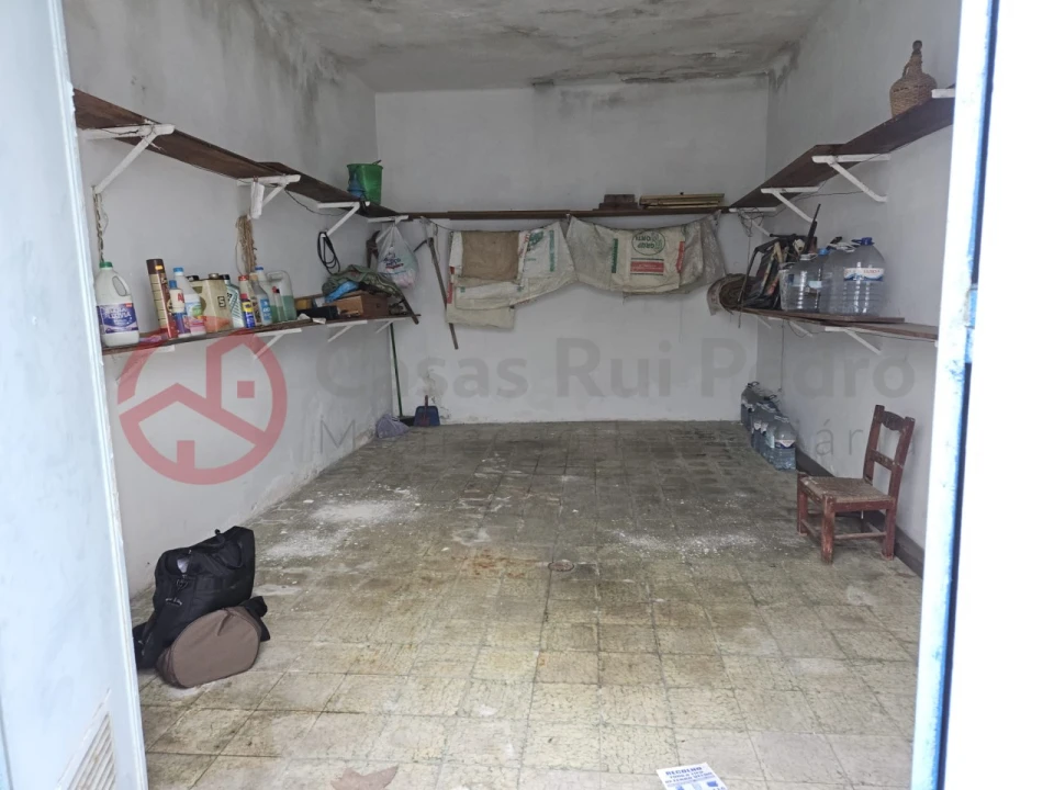 Garagem para Venda em Laranjeiro e Feijó Foto 4