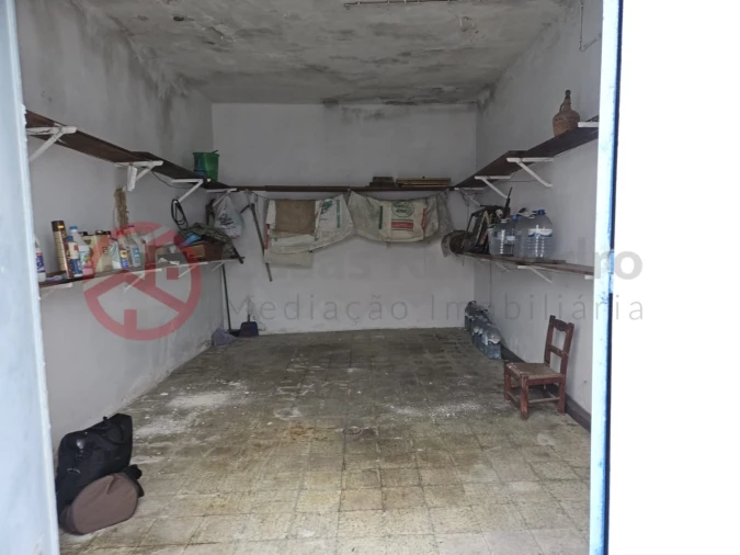 Garagem para Venda em Laranjeiro e Feijó Foto 3