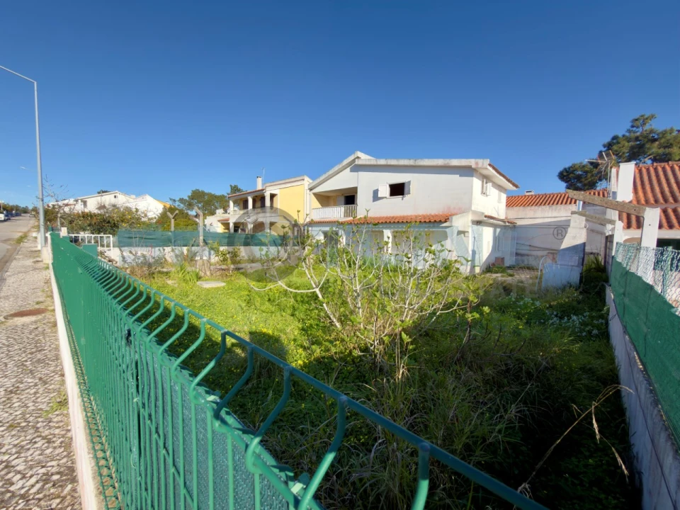 Moradia T3 para Venda em Sesimbra (Castelo) Foto 3