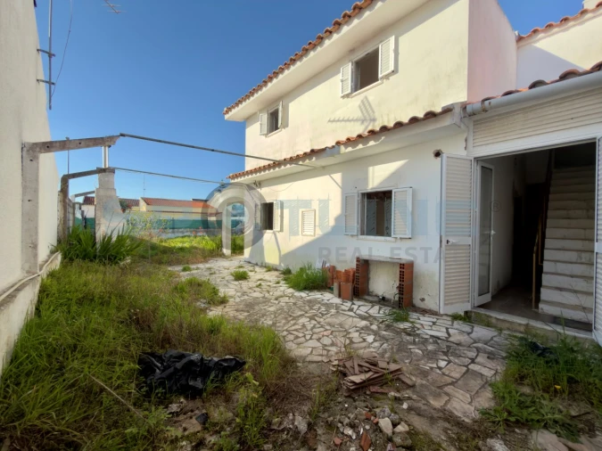 Moradia T3 para Venda em Sesimbra (Castelo) Foto 11