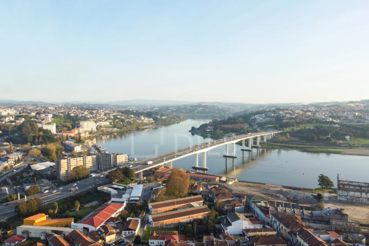 Apartamento T2 para Venda em Paranhos Foto 19