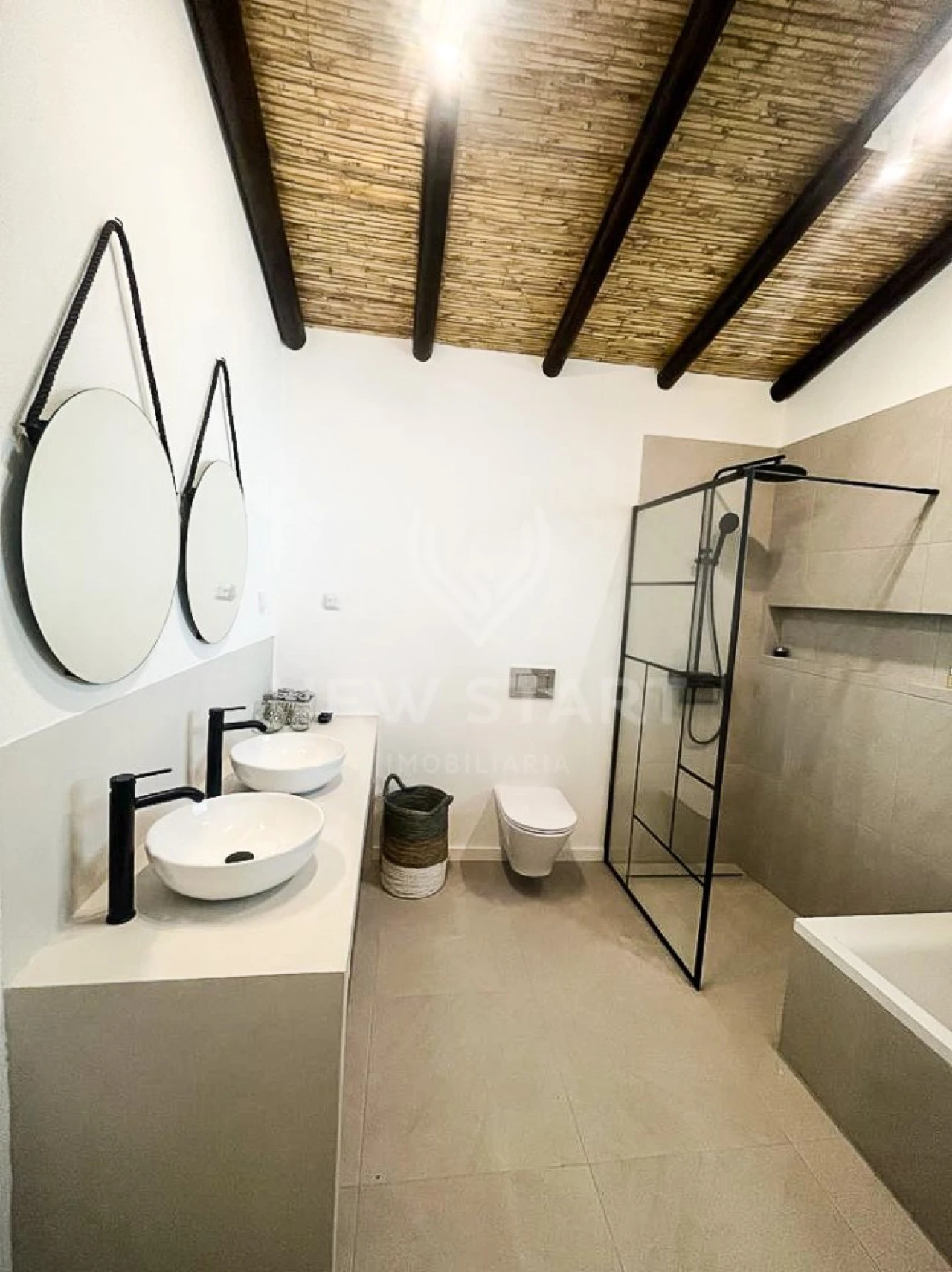 Moradia T3 para Venda em Santa Barbara de Nexe Foto 35