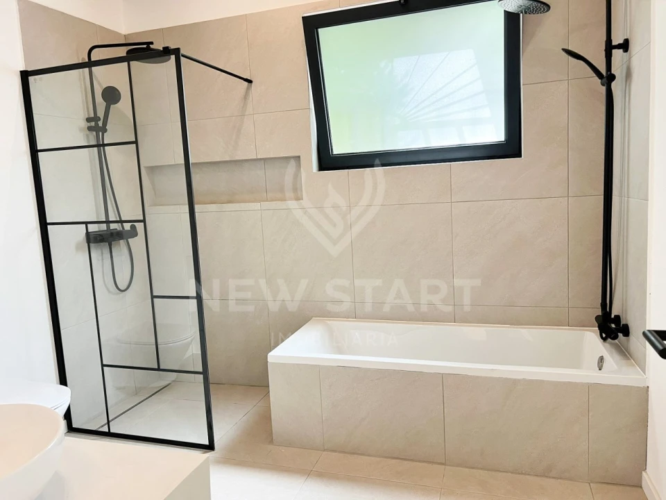 Moradia T3 para Venda em Santa Barbara de Nexe Foto 44