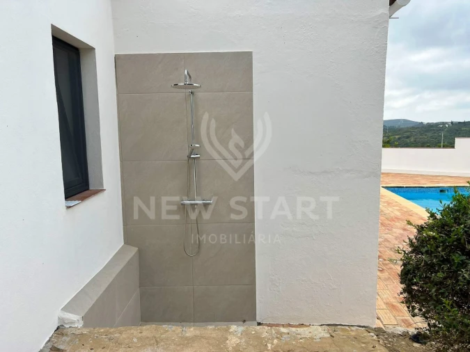 Moradia T3 para Venda em Santa Barbara de Nexe Foto 15