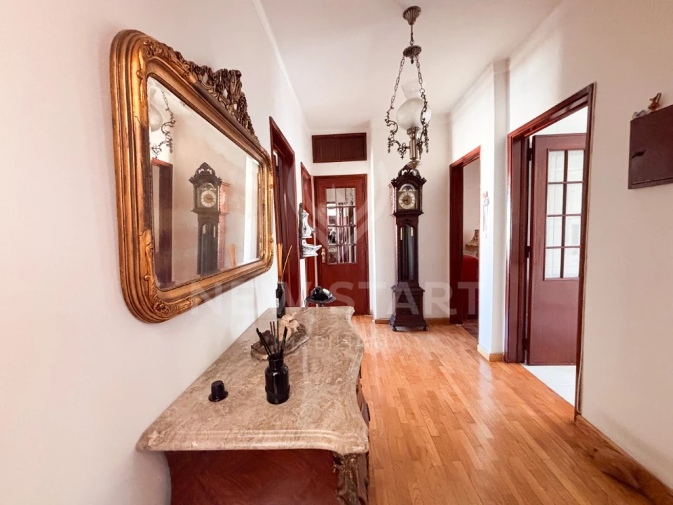 Apartamento T3 para Venda em Olhão Foto 2