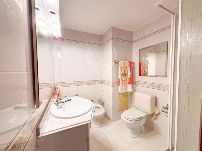 Apartamento T3 para Venda em Olhão Foto 13