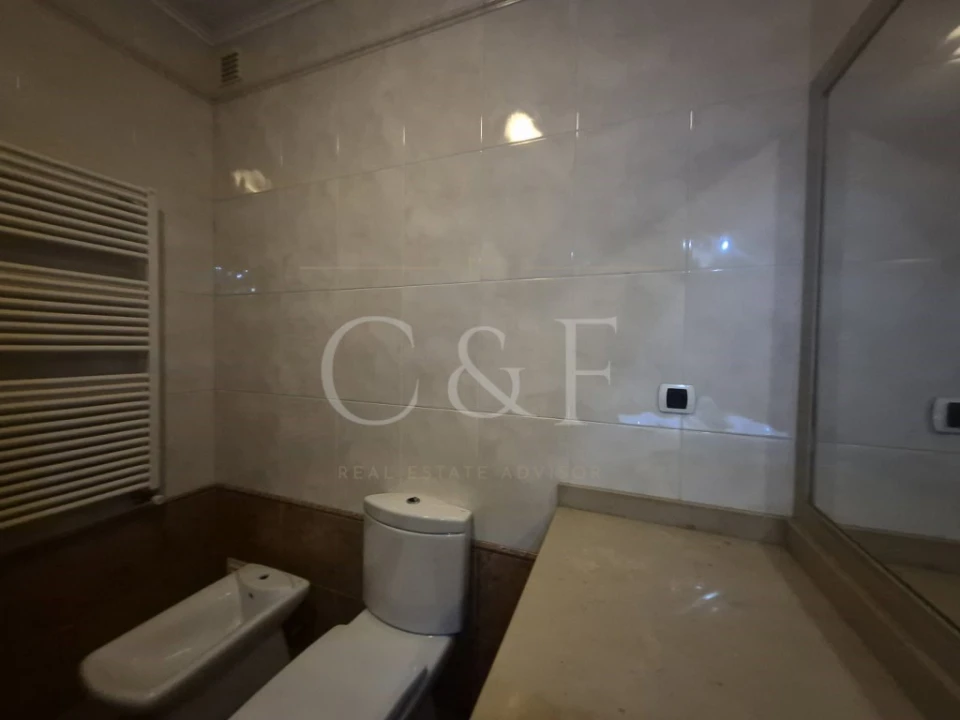 Apartamento T2 para Venda em Vila Franca de Xira Foto 16