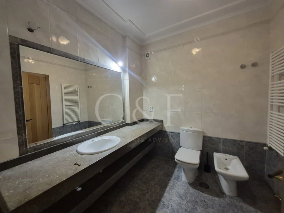 Apartamento T2 para Venda em Vila Franca de Xira Foto 18