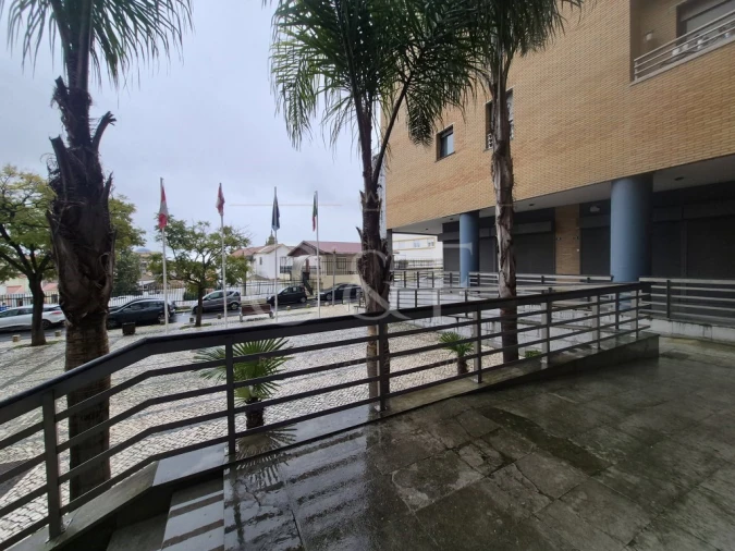 Apartamento T2 para Venda em Vila Franca de Xira Foto 28