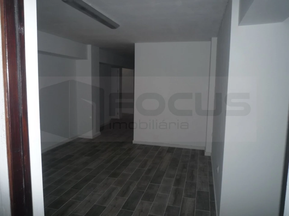 Loja para Arrendamento em Glória e Vera Cruz Foto 9