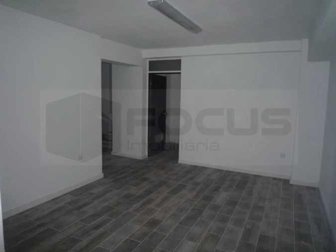 Loja para Arrendamento em Glória e Vera Cruz Foto 10