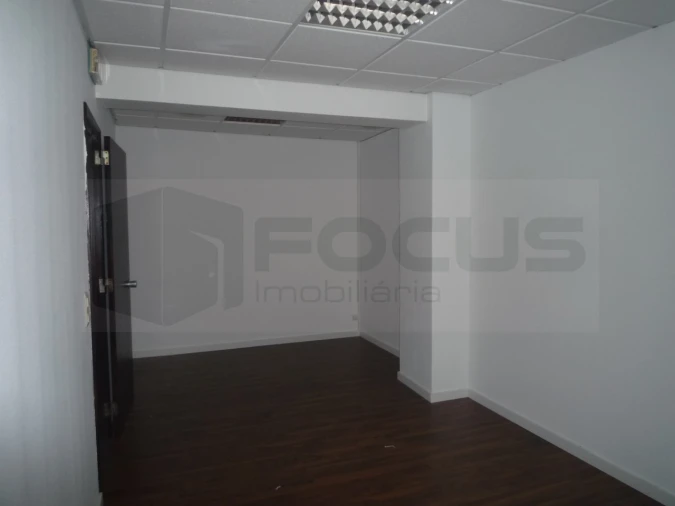 Loja para Arrendamento em Glória e Vera Cruz Foto 24